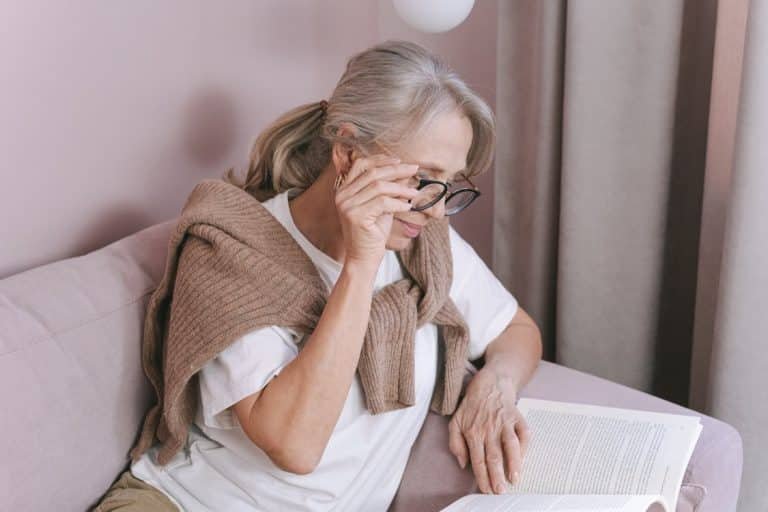 Find the Best Books for Grandparents Who Love to Read